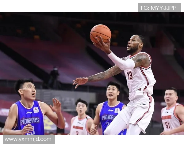 2018年CBA季后赛广东队与深圳队激战回顾与精彩瞬间分析