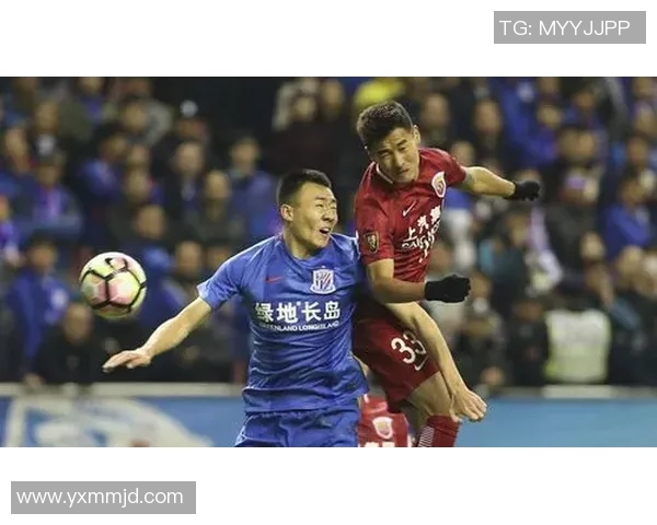 光州与城南足球比赛激战正酣球迷热情高涨期待精彩瞬间