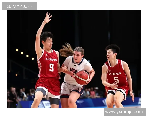 女篮对决朝鲜哇哈体育激烈碰撞展现篮球魅力与团队精神