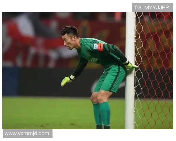 权健与上港首发阵容分析揭示双方战术布局及关键球员表现 权健与上港首发阵容分析揭示双方战术布局及关键球员表现