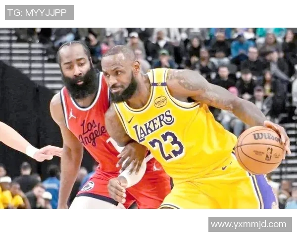 湖人快船季前赛精彩对决录像回放分析与精彩瞬间回顾 湖人快船季前赛精彩对决录像回放分析与精彩瞬间回顾