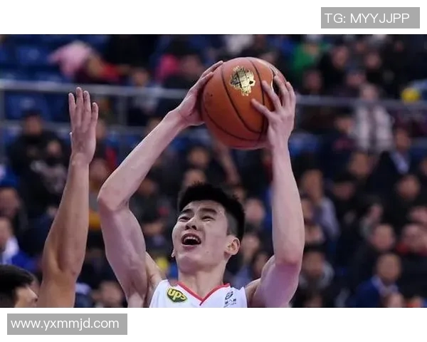 山东男篮与广东队精彩对决集锦回顾展现篮球魅力与激情瞬间