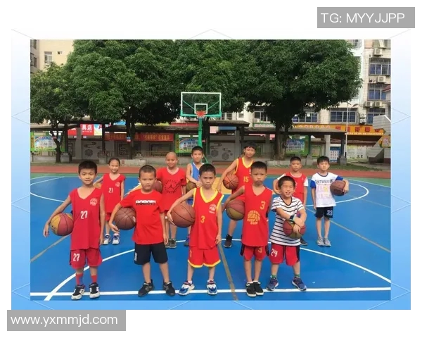 篮球拍明星背后的故事与他们的成长之路揭秘