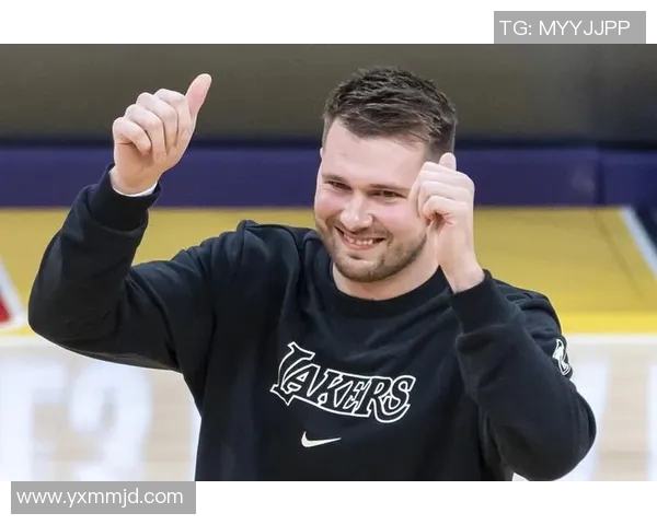 篮球明星的悲剧人生与球场荣耀背后的黑暗秘密